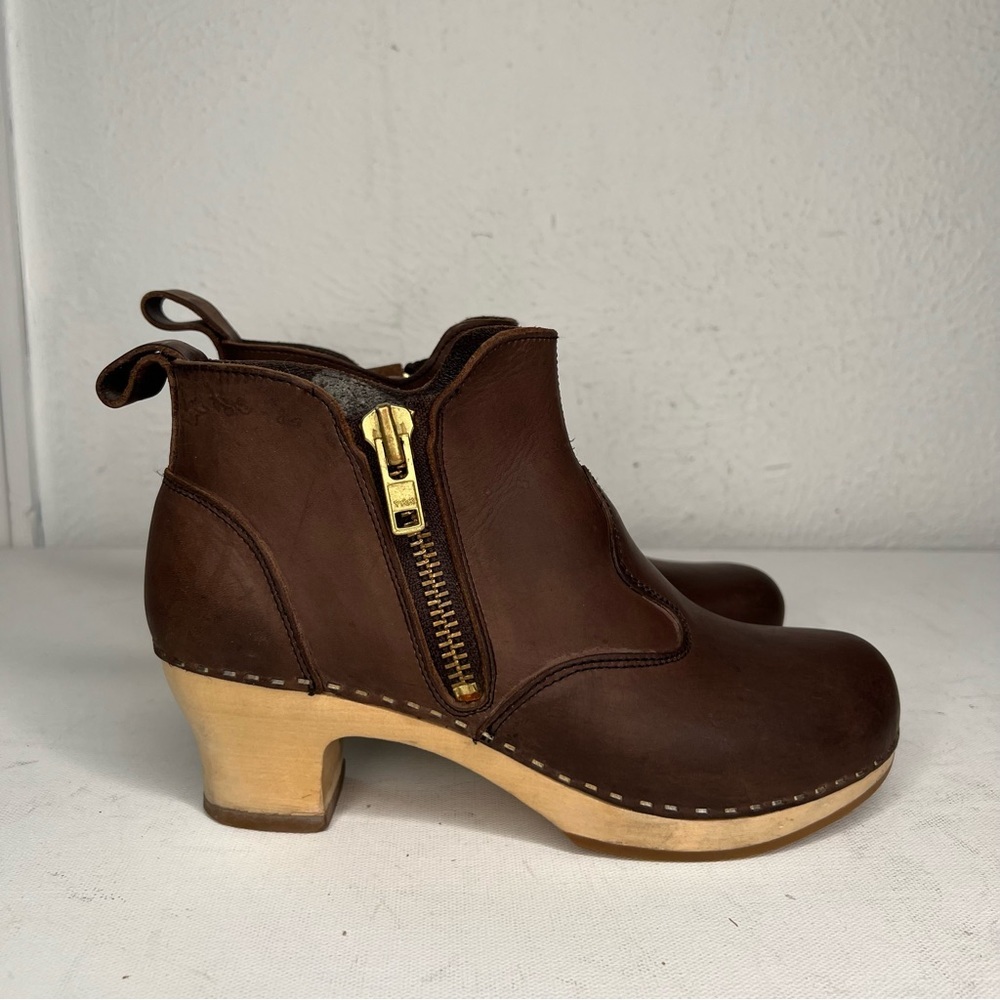 Swedish Hasbeens Brown Leather Mules with Gold Zipper